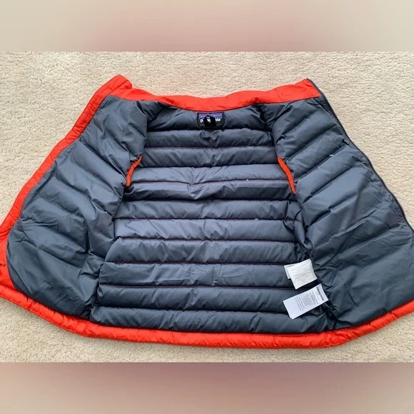 Patagonia Size L, 12, Orange Down Sweater Puffer Vest - Picture 7 of 11